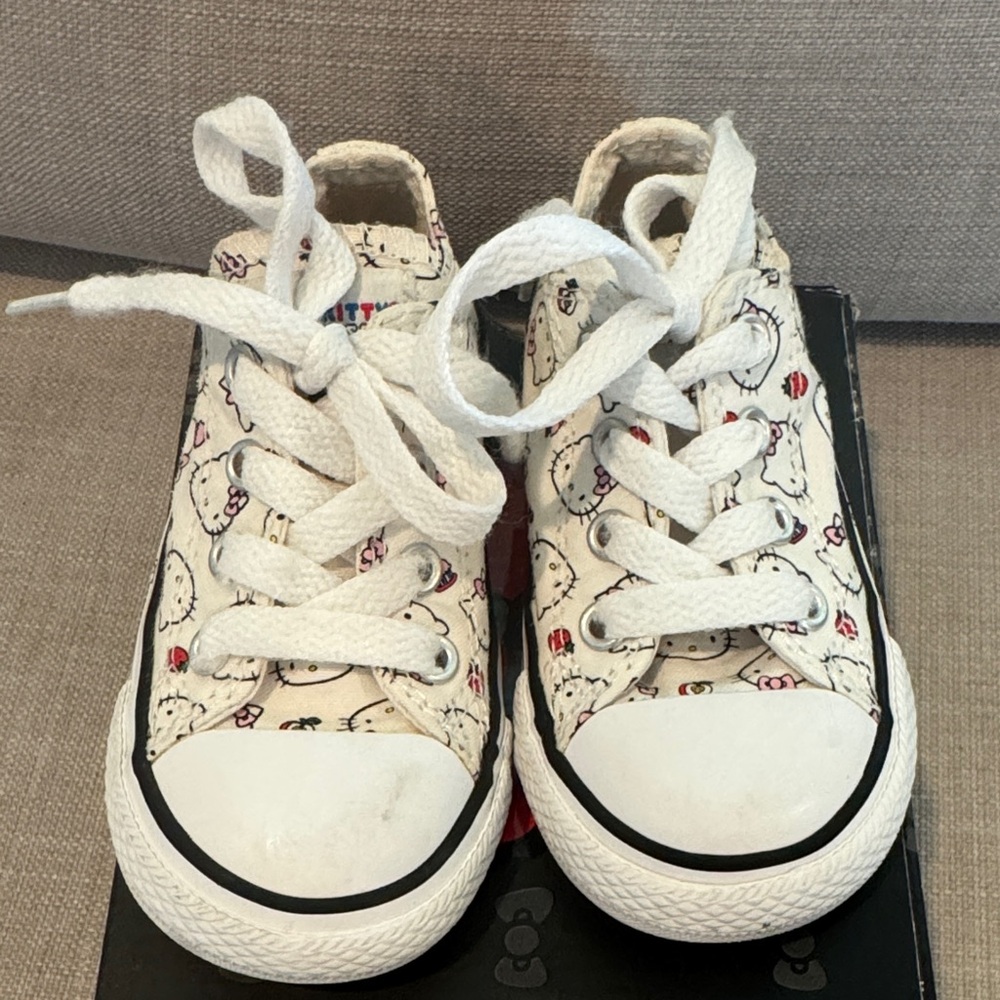 Converse Kids Cream Patterned Sneakers